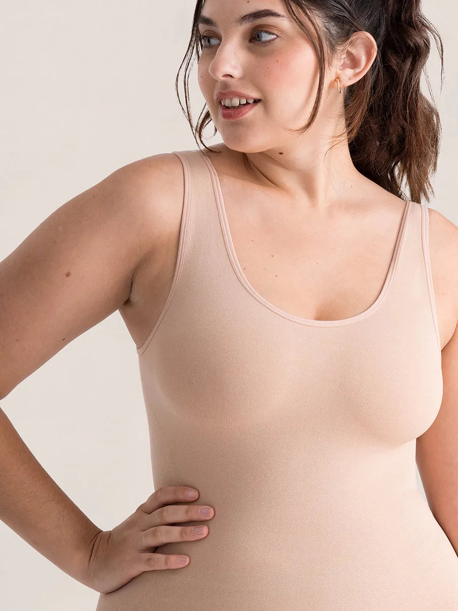 Cami Glow Comfort™ – Tirantes Anchos, Moldeo Suave 24/7
